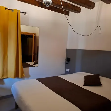 Hotel Logis Restaurant Les Rives De L'arzon 2*