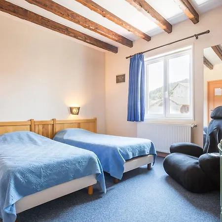 Logis Restaurant Les Rives De L'arzon