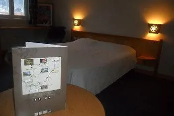 Logis Restaurant Les Rives De L'arzon Hotel 2*